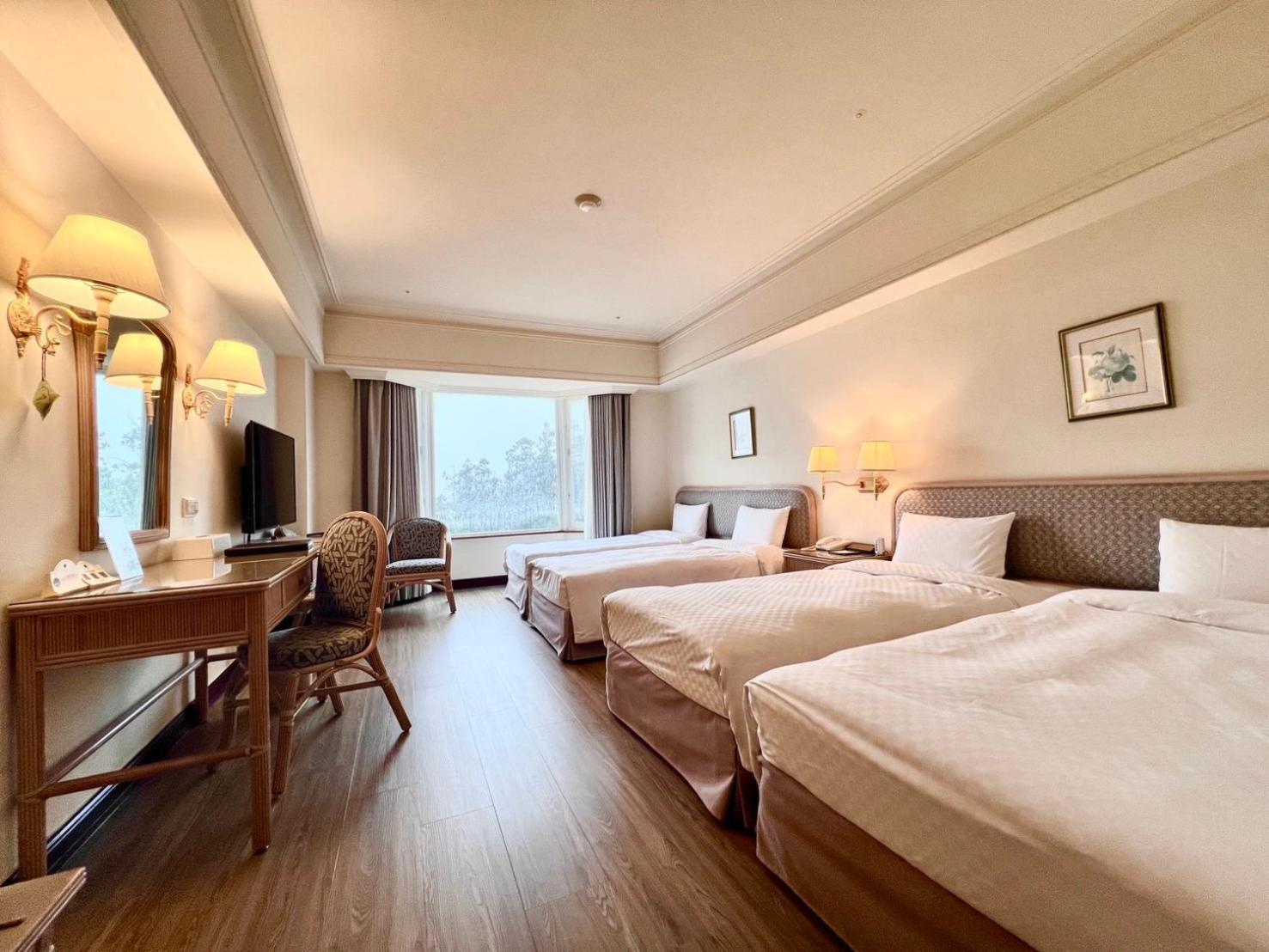 Le Midi Hotel Chitou Лугу Экстерьер фото