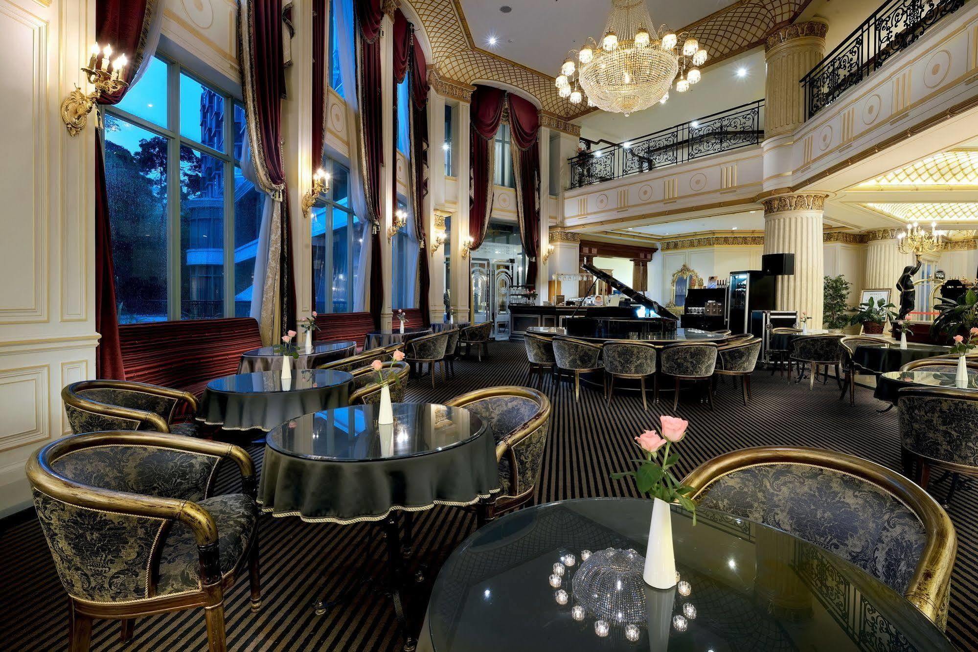 Le Midi Hotel Chitou Лугу Экстерьер фото